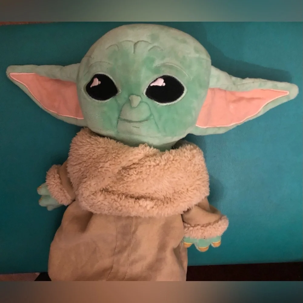 Star Wars The Child ,Mandalorian Plush toy